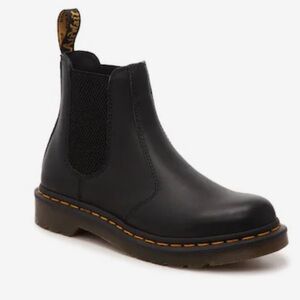 Dr. Marten’s 2976 Chelsea Boot